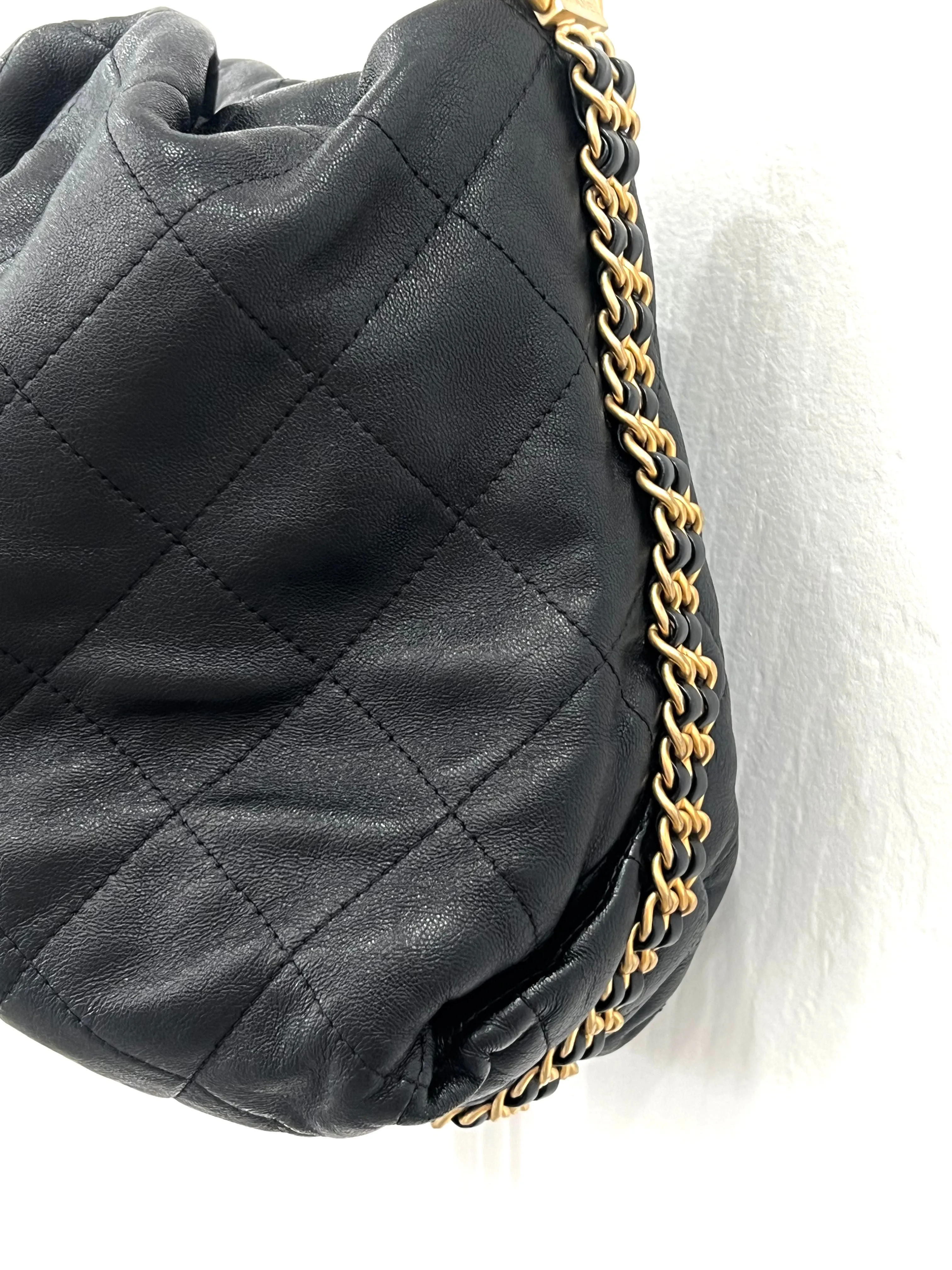 CHANEL QUILTED CALFSKIN DOUBLE CHAIN COCO SHELTER HOBO BAG