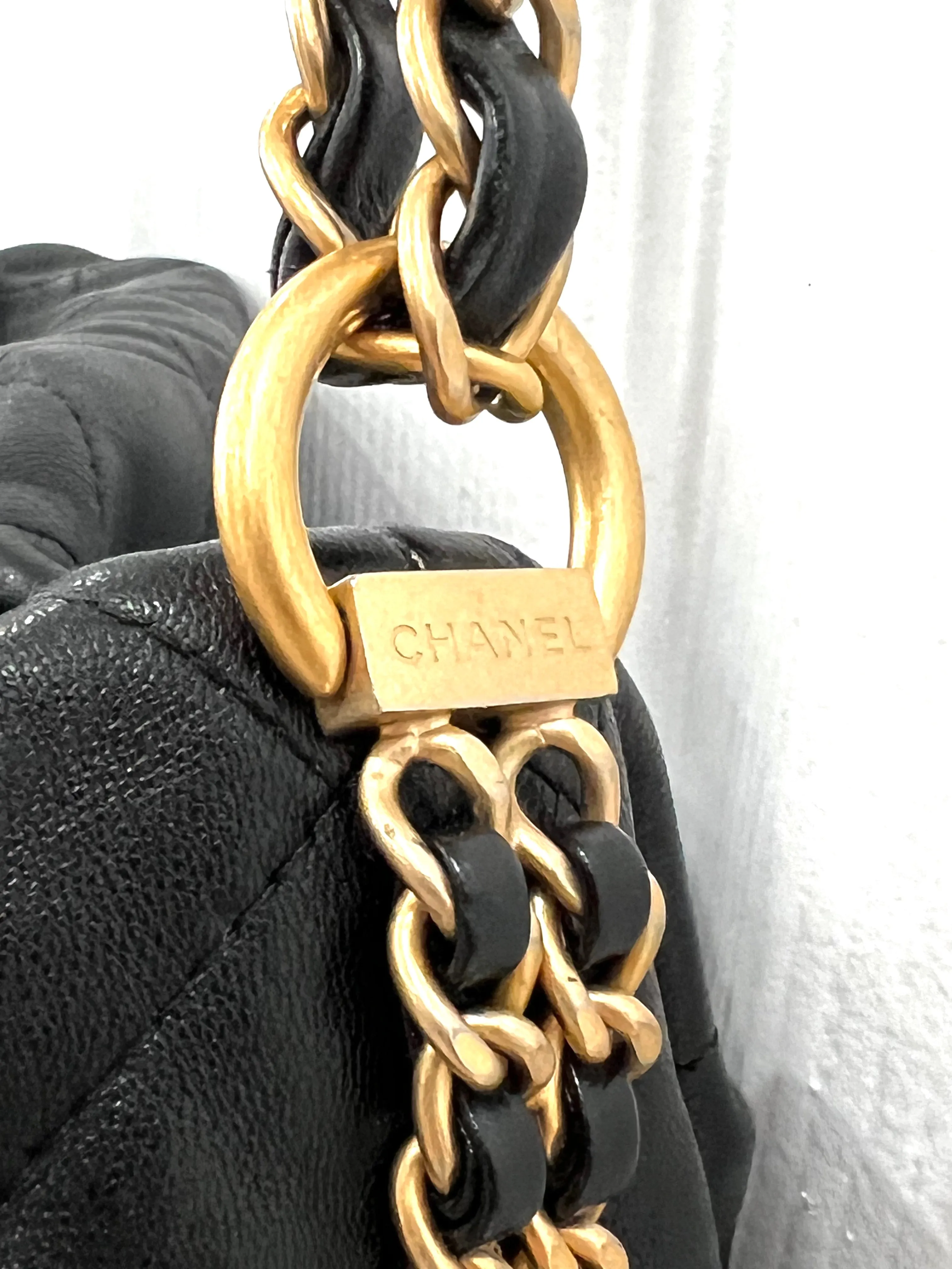 CHANEL QUILTED CALFSKIN DOUBLE CHAIN COCO SHELTER HOBO BAG