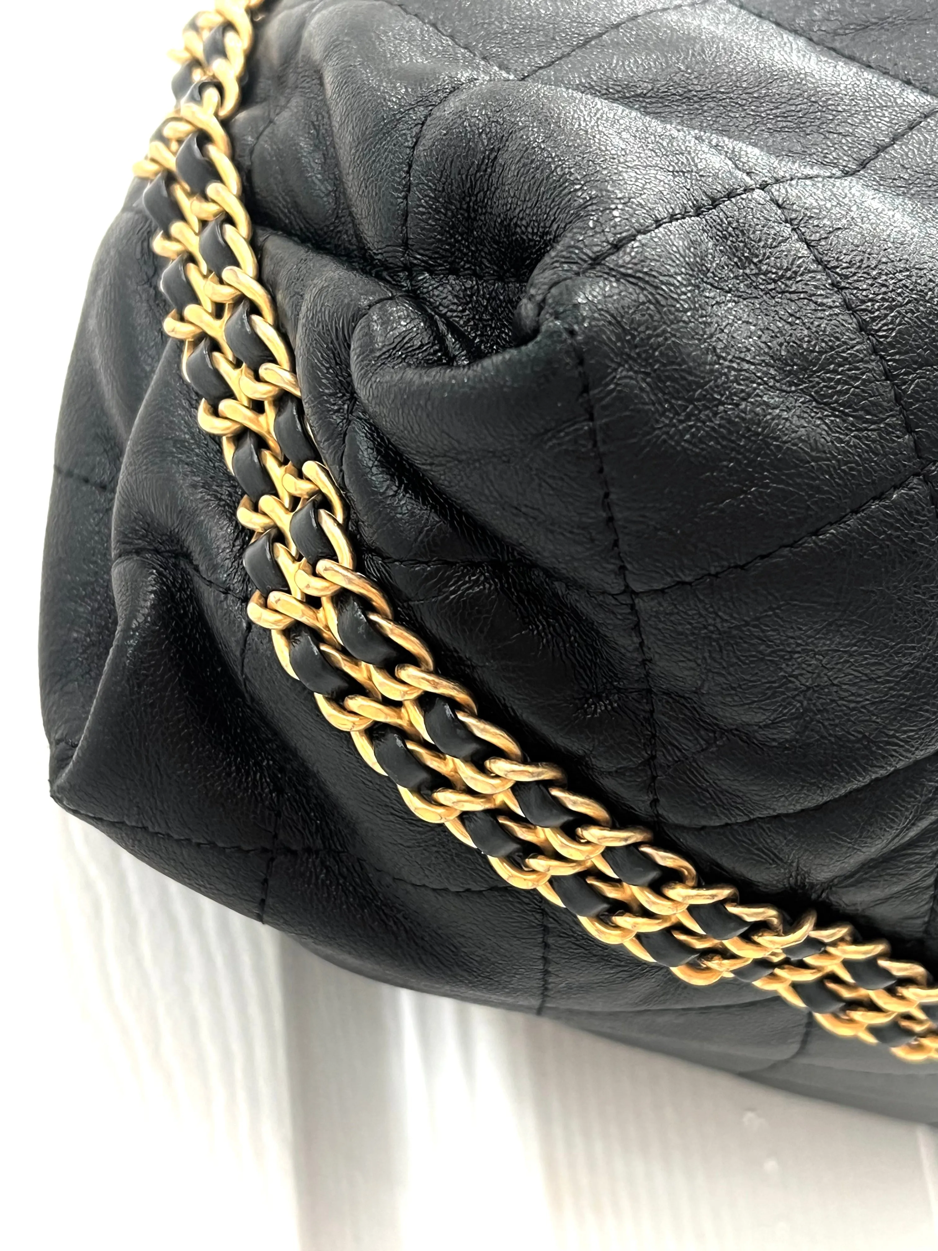 CHANEL QUILTED CALFSKIN DOUBLE CHAIN COCO SHELTER HOBO BAG
