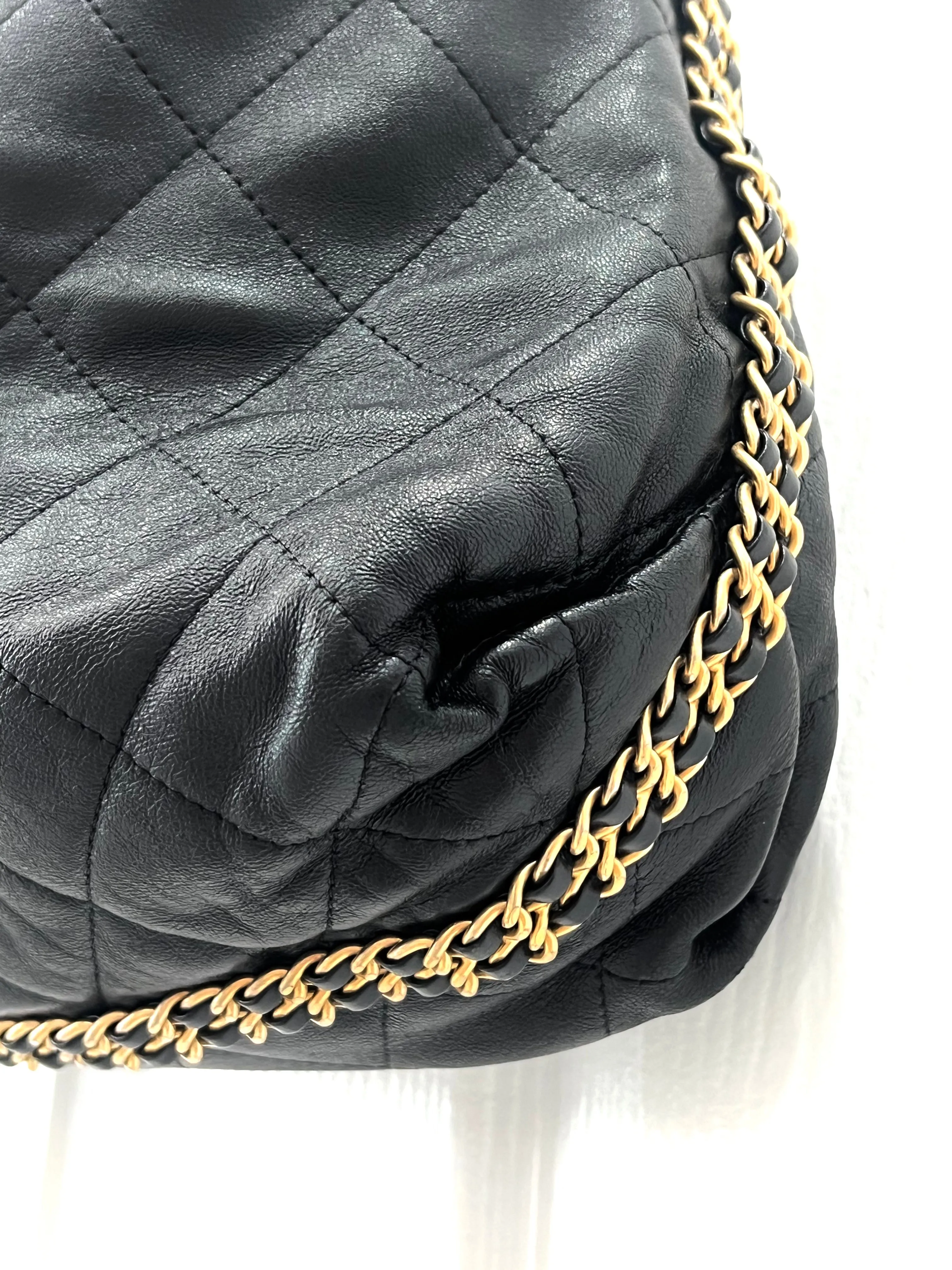 CHANEL QUILTED CALFSKIN DOUBLE CHAIN COCO SHELTER HOBO BAG