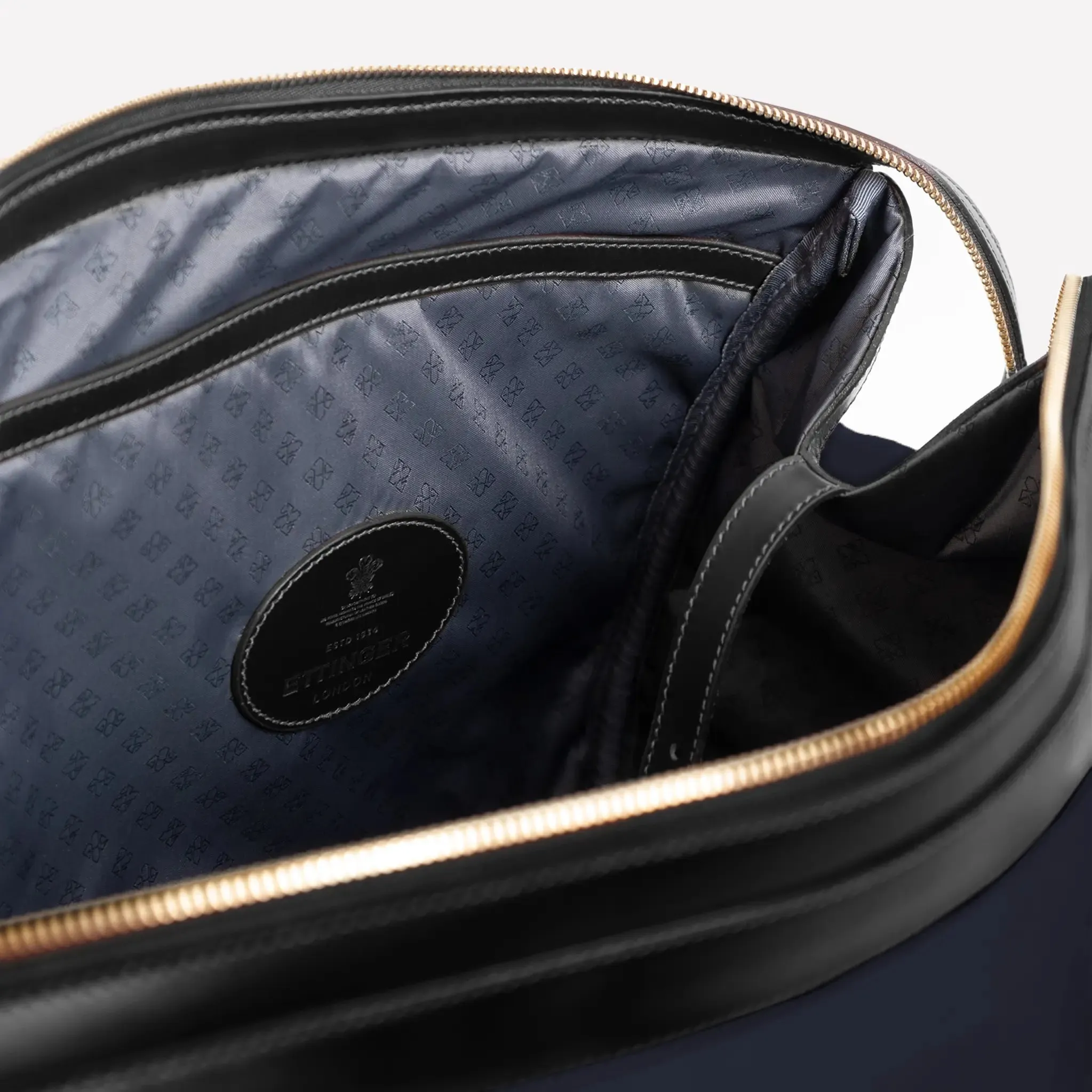 NEW Pursuits Cotswold Weekend Bag