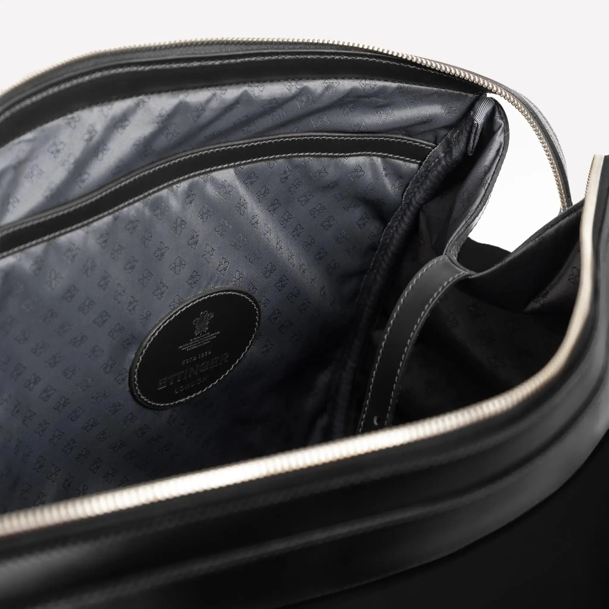 NEW Pursuits Cotswold Weekend Bag