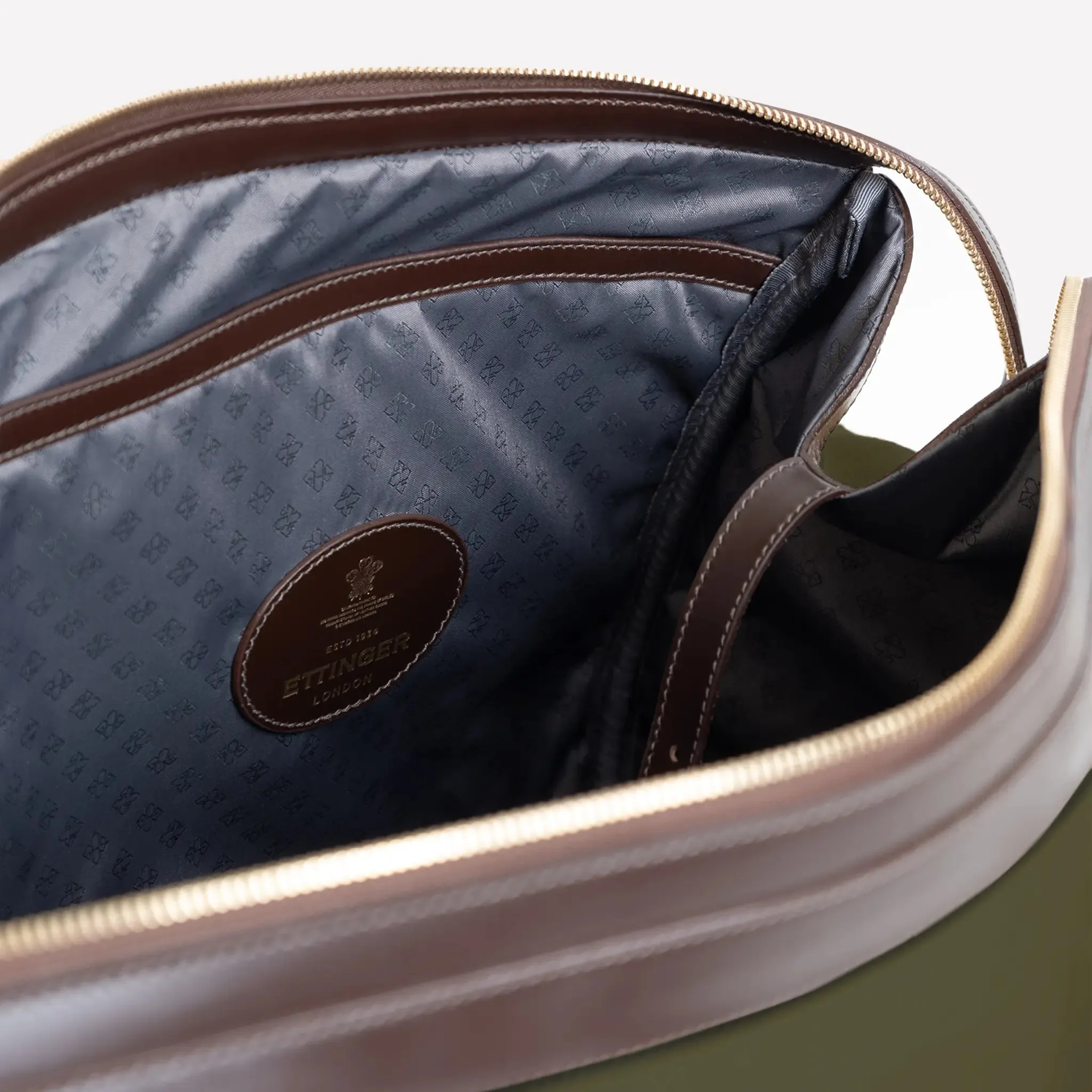 NEW Pursuits Cotswold Weekend Bag