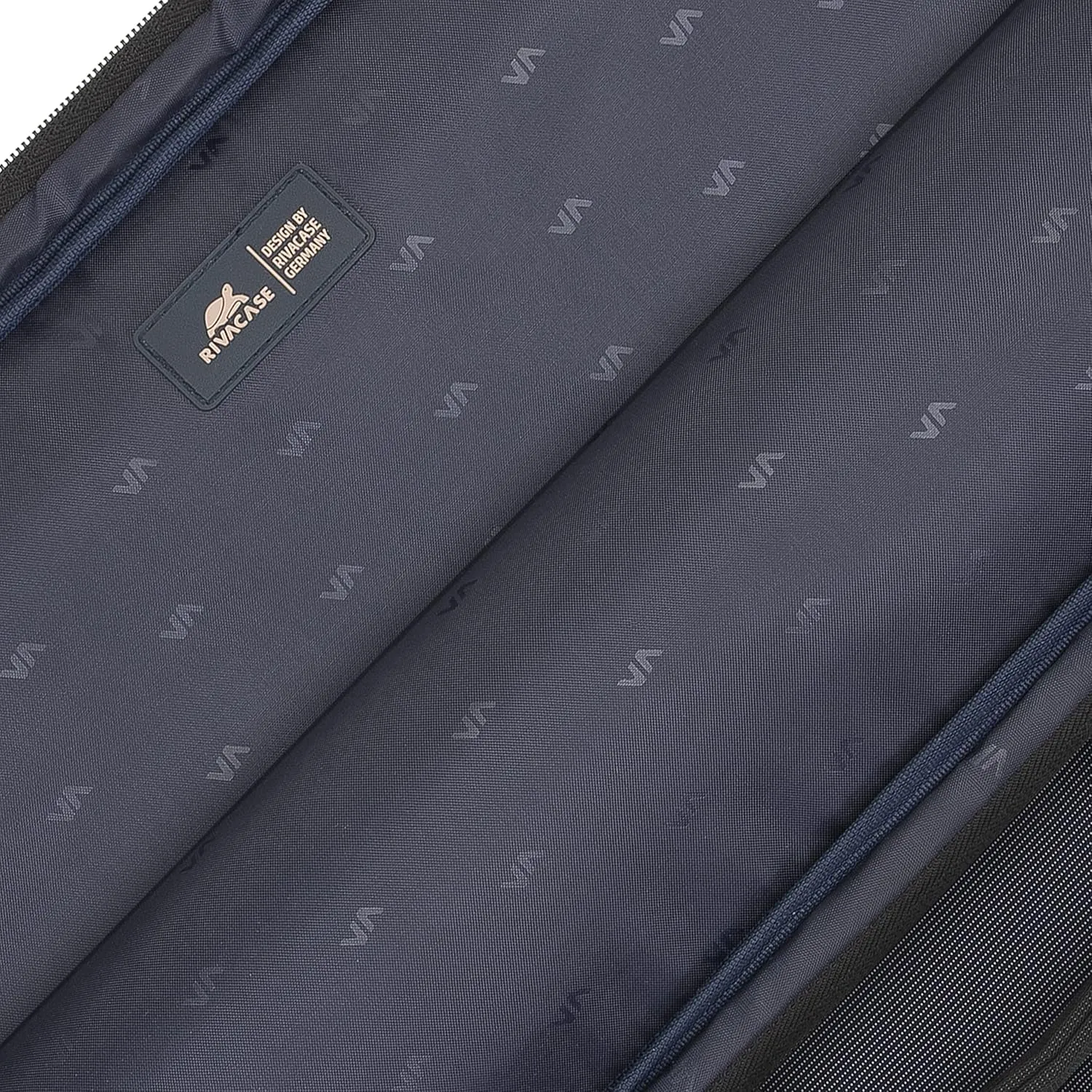 RIVACASE 8211 10.1 inch Bag for Laptop